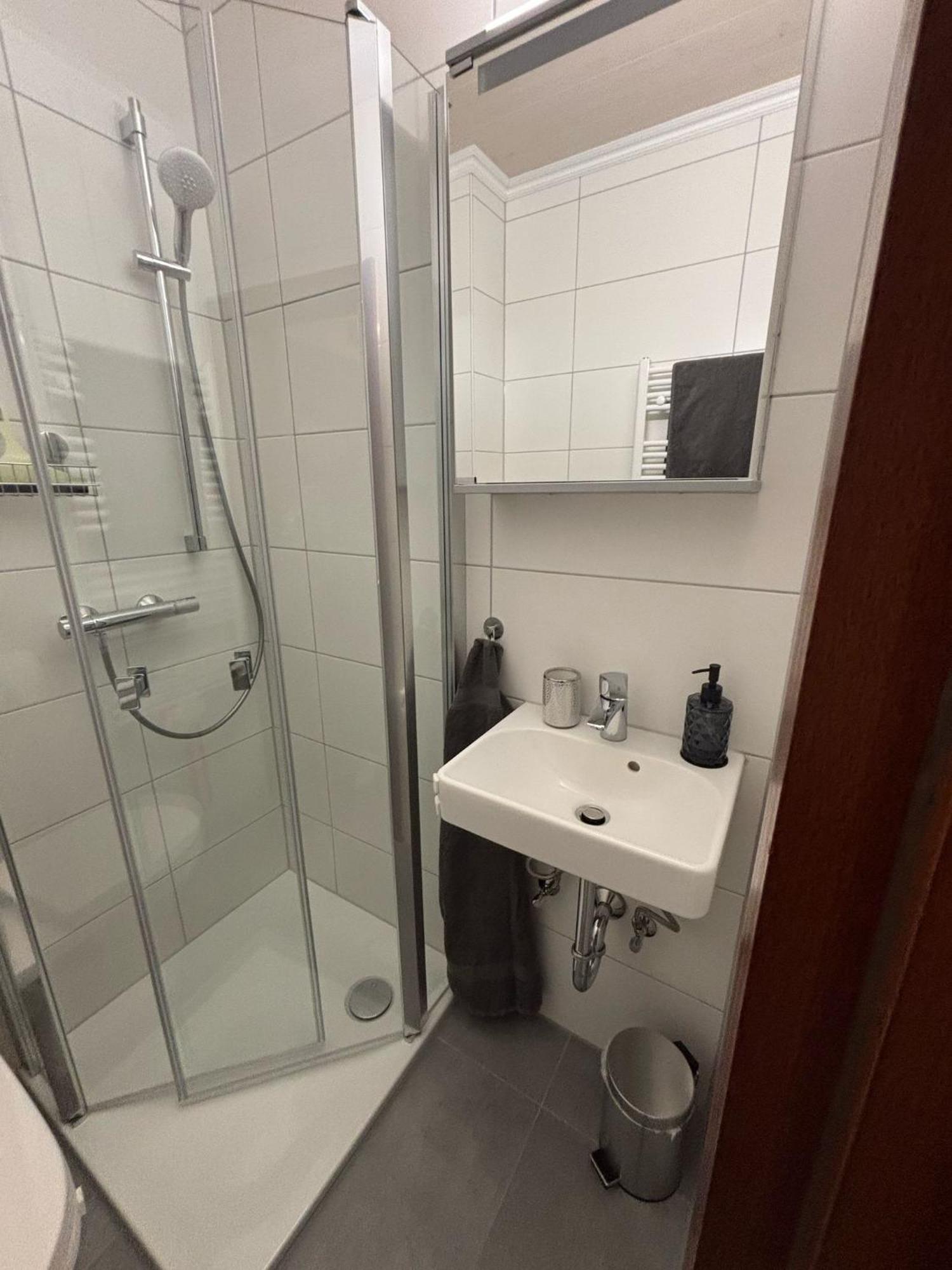 Haus Heinke Am Deich - Friedrichskoog Apartment Bagian luar foto