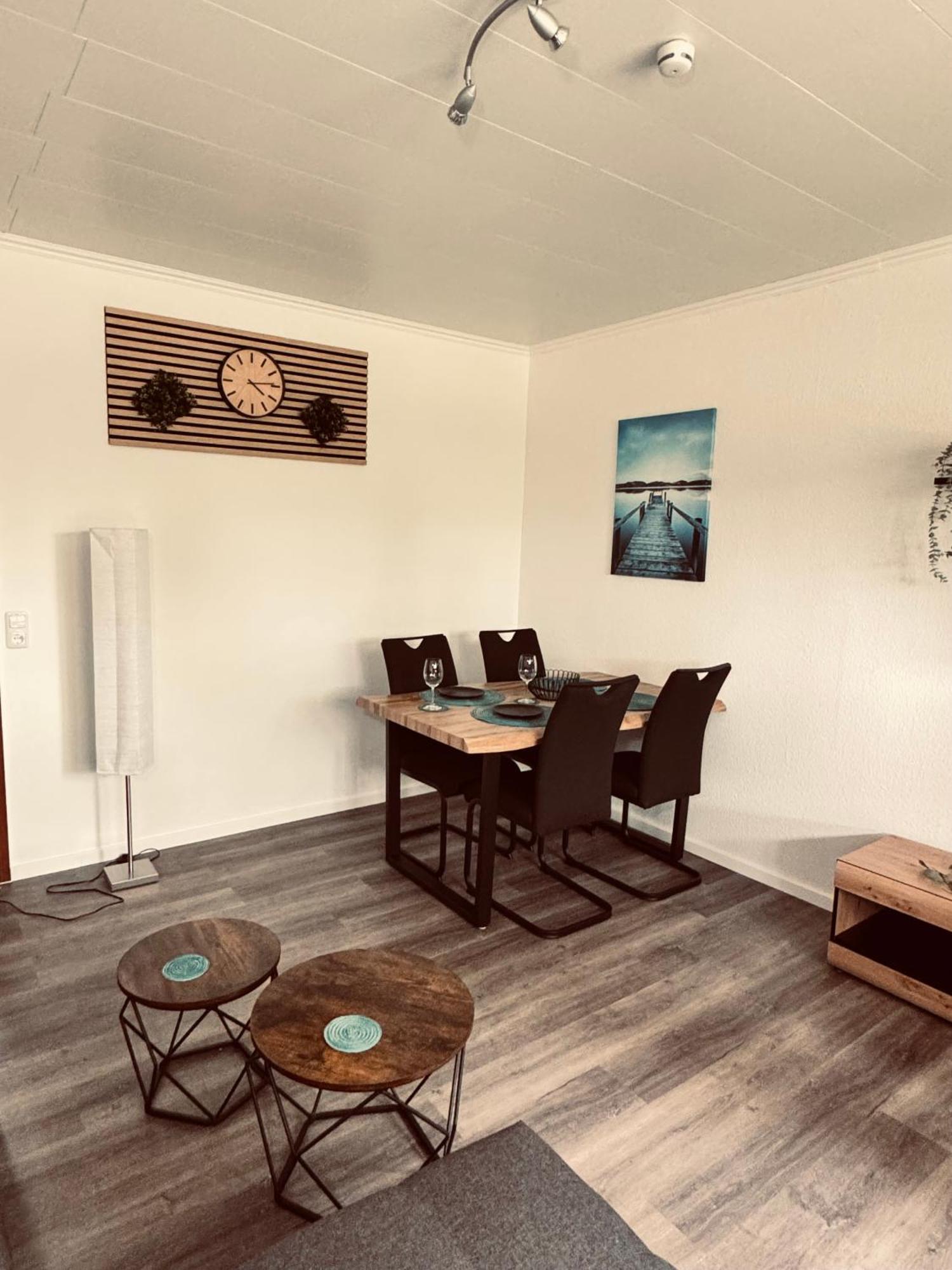 Haus Heinke Am Deich - Friedrichskoog Apartment Bagian luar foto